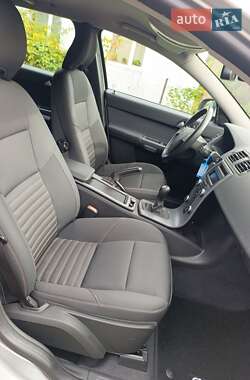 Универсал Volvo V50 2011 в 