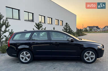 Універсал Volvo V50 2010 в  фото 4 Універсал Volvo V50 2010 в