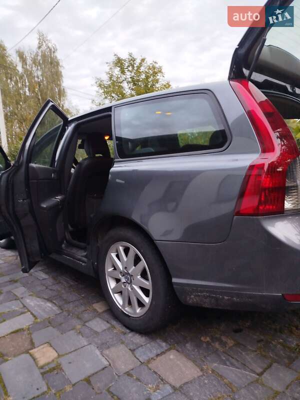 Универсал Volvo V50 2009 в Костополе фото 2 Универсал Volvo V50 2009 в Костополе