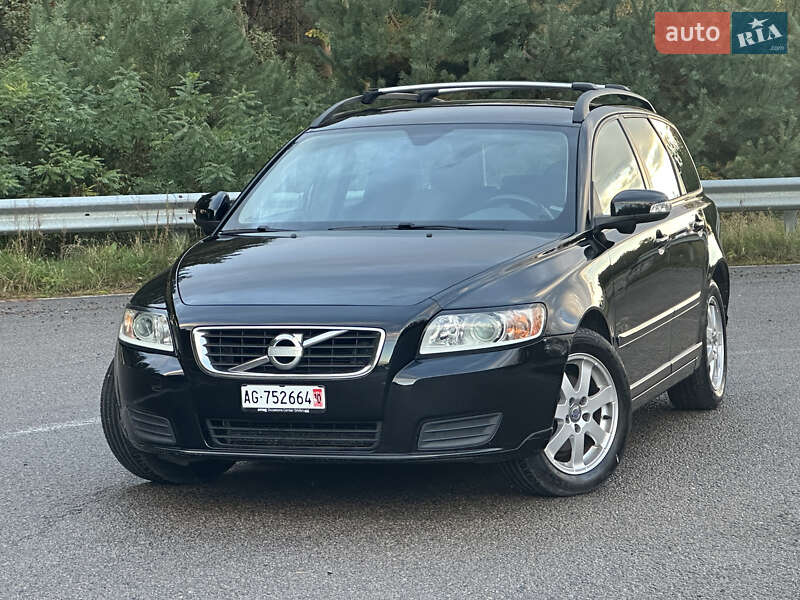 Volvo V50 2010 Volvo V50 2010