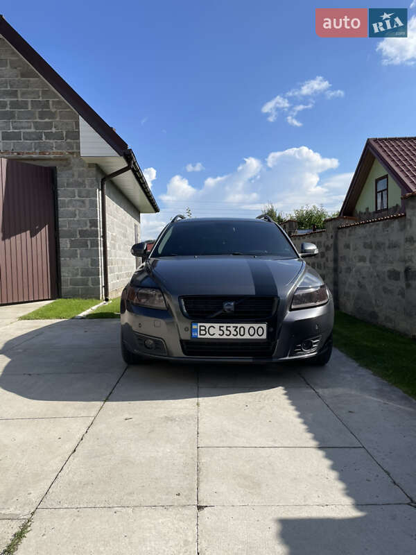 Универсал Volvo V50 2009 в 