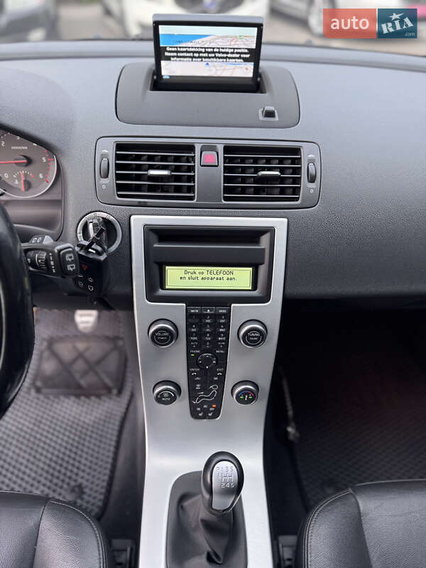 Универсал Volvo V50 2012 в Киеве