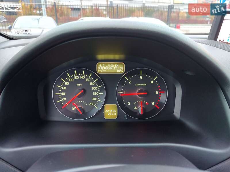 Универсал Volvo V50 2012 в Киеве