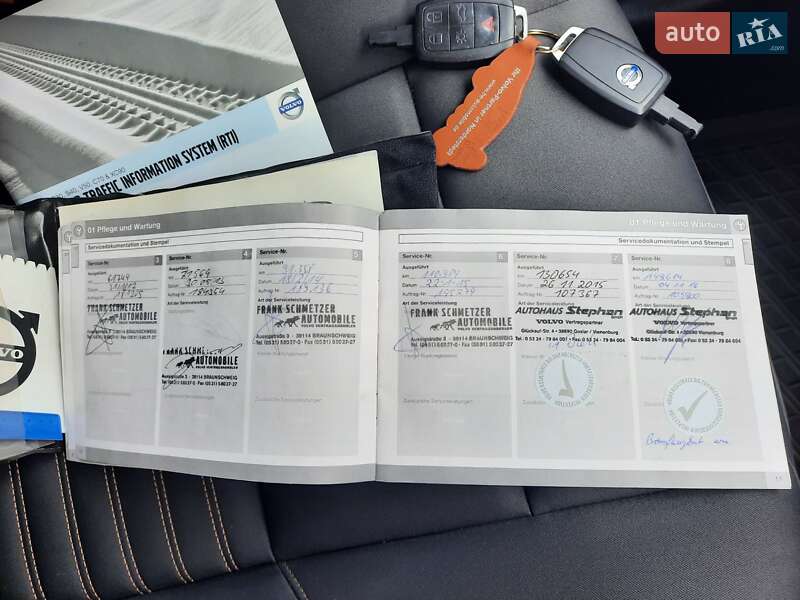 Універсал Volvo V50 2010 в Полтаві