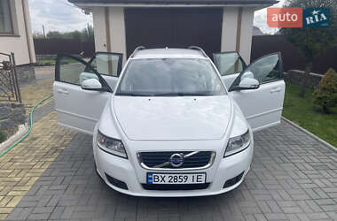 Універсал Volvo V50 2010 в Шепетівці