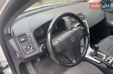 Універсал Volvo V50 2010 в  фото 10 Універсал Volvo V50 2010 в