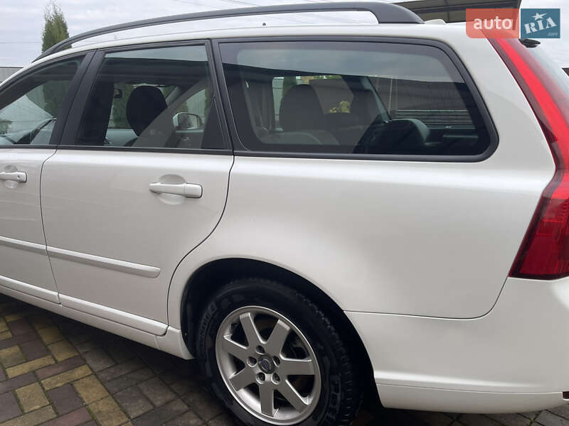 Универсал Volvo V50 2010 в Шепетовке фото 52 Универсал Volvo V50 2010 в Шепетовке