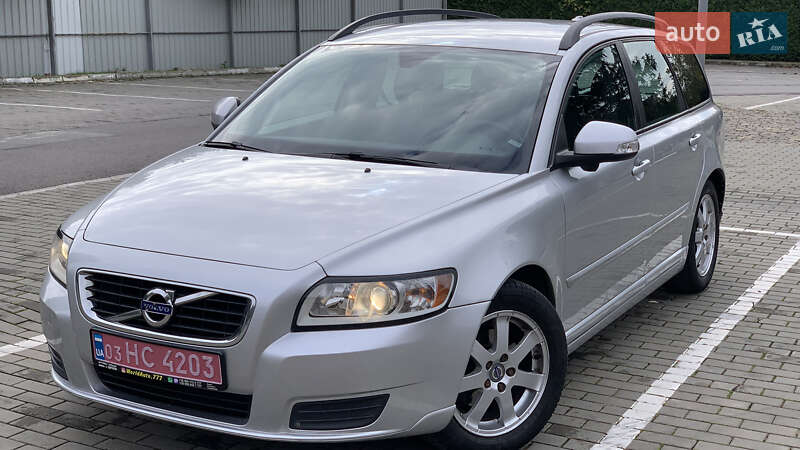 Volvo V50 2010