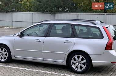 Универсал Volvo V50 2010 в 