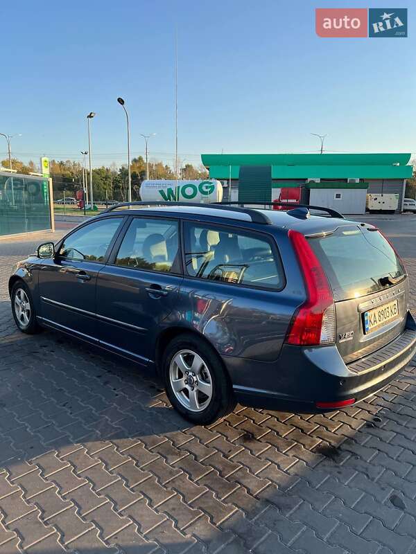 Універсал Volvo V50 2009 в Києві фото 10 Універсал Volvo V50 2009 в Києві