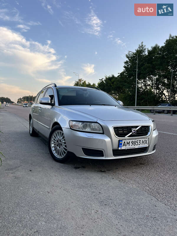 Volvo V50 2010