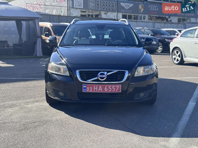 Volvo V50 2010
