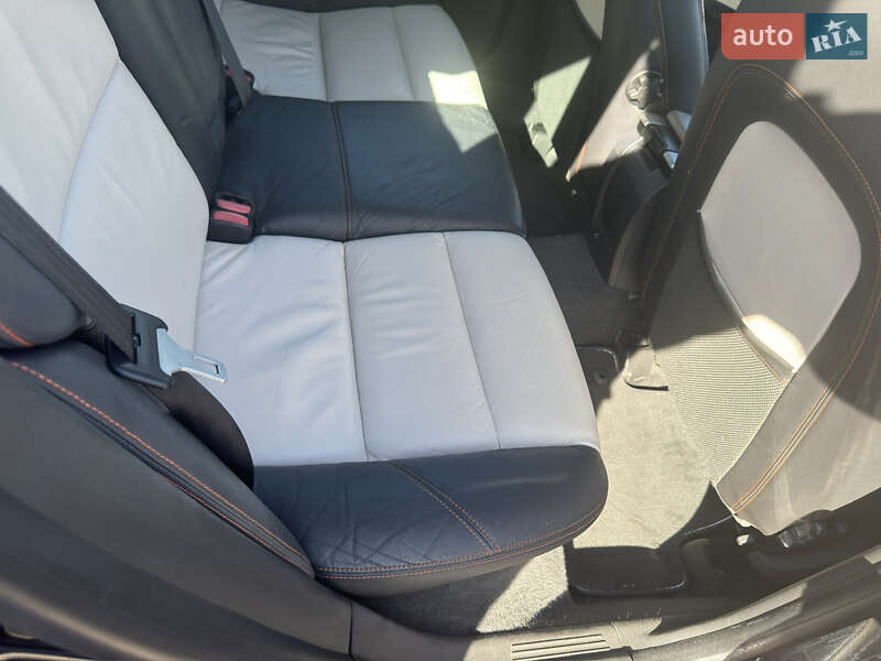 Универсал Volvo V50 2010 в Киеве фото 27 Универсал Volvo V50 2010 в Киеве
