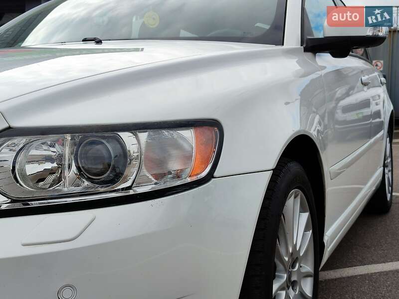 Універсал Volvo V50 2011 в Києві