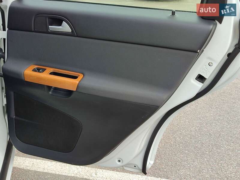 Універсал Volvo V50 2011 в Києві