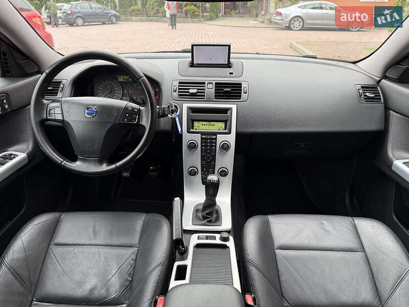 Универсал Volvo V50 2012 в Стрые фото 93 Универсал Volvo V50 2012 в Стрые
