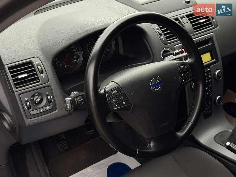 Універсал Volvo V50 2011 в Моршині