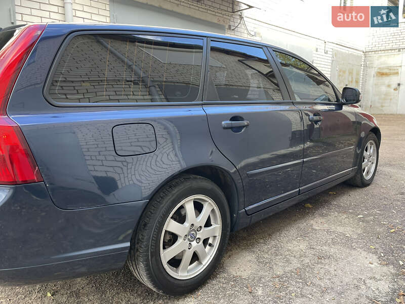 Універсал Volvo V50 2012 в Житомирі