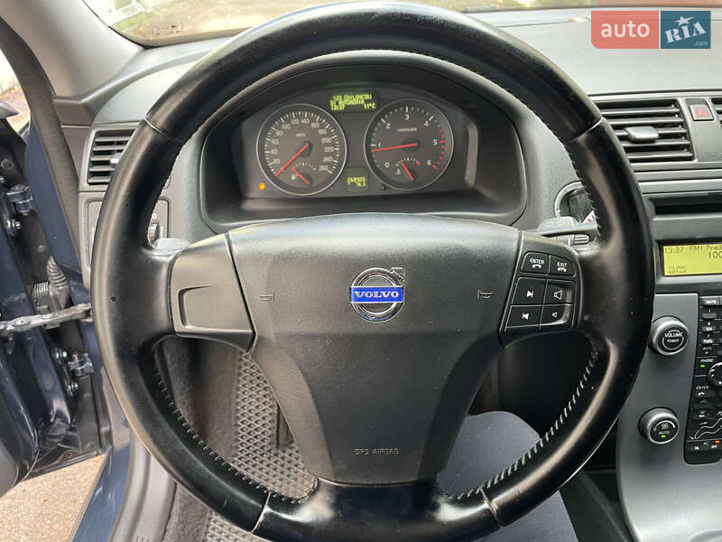 Універсал Volvo V50 2012 в Житомирі