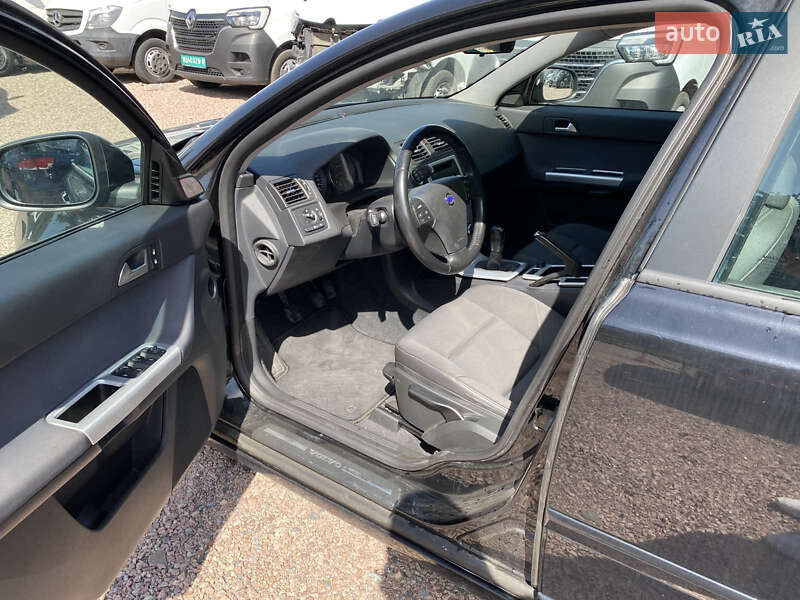 Універсал Volvo V50 2012 в Рівному