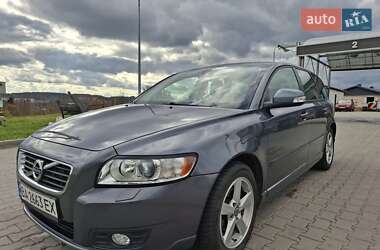 Универсал Volvo V50 2011 в Львове