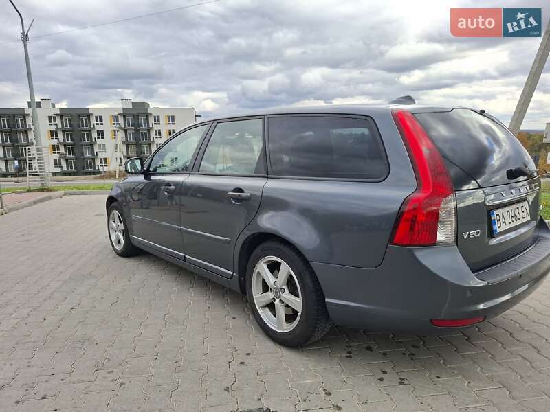 Универсал Volvo V50 2011 в Львове фото 8 Универсал Volvo V50 2011 в Львове