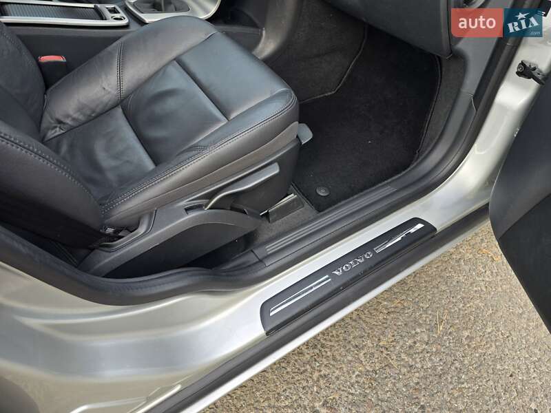 Универсал Volvo V50 2009 в Ковеле фото 52 Универсал Volvo V50 2009 в Ковеле