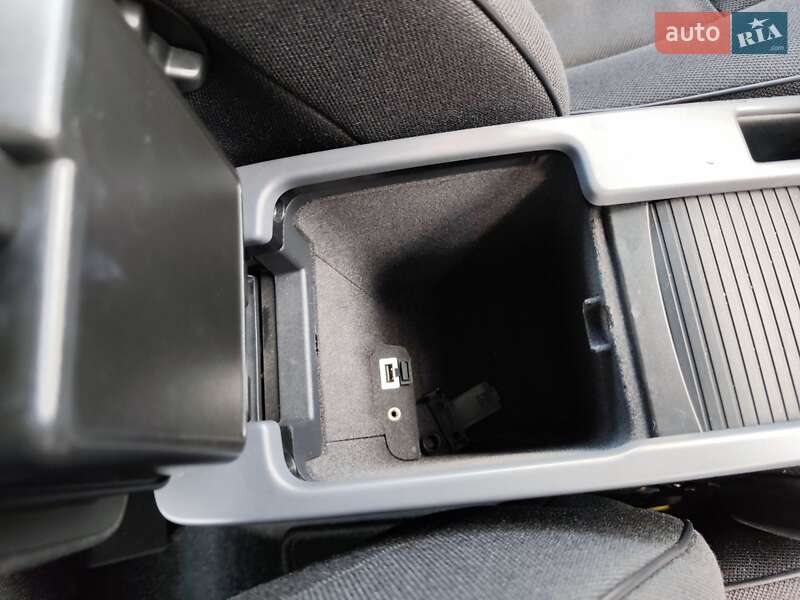 Универсал Volvo V50 2011 в Луцке фото 53 Универсал Volvo V50 2011 в Луцке