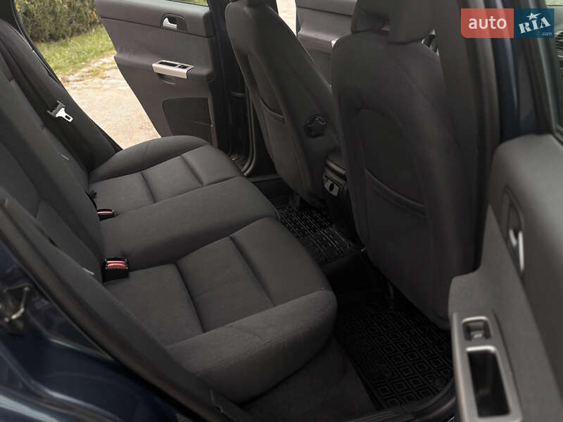 Універсал Volvo V50 2006 в Тернополі