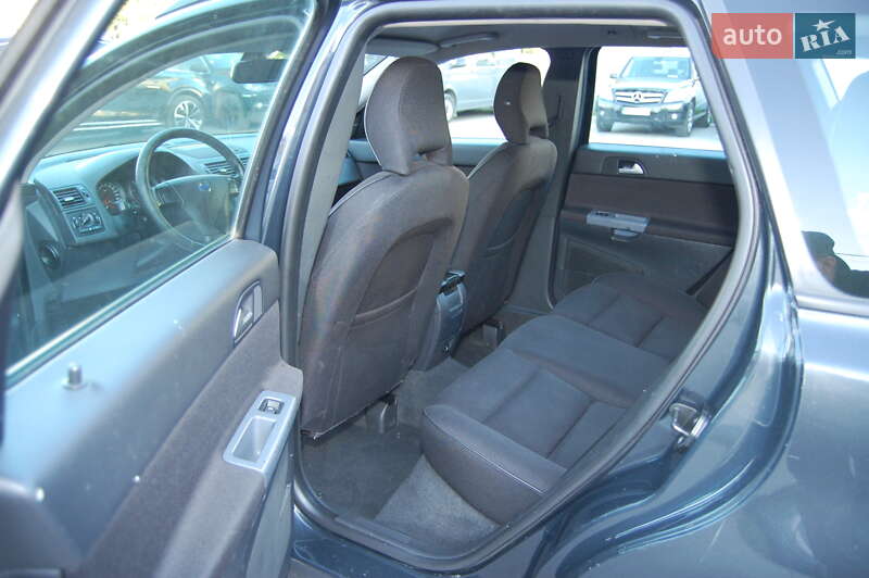 Универсал Volvo V50 2010 в Ивано-Франковске