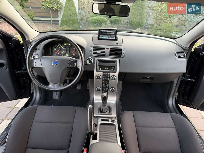 Универсал Volvo V50 2009 в Стрые фото 97 Универсал Volvo V50 2009 в Стрые