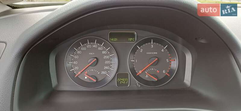 Універсал Volvo V50 2010 в Львові