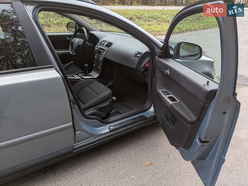 Універсал Volvo V50 2009 в Луцьку фото 16 Універсал Volvo V50 2009 в Луцьку
