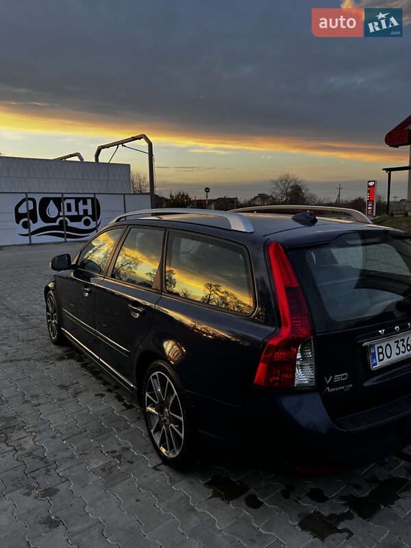 Универсал Volvo V50 2012 в Чорткове
