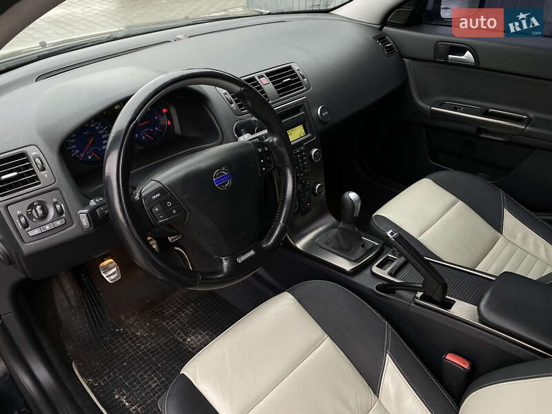 Универсал Volvo V50 2011 в Тернополе