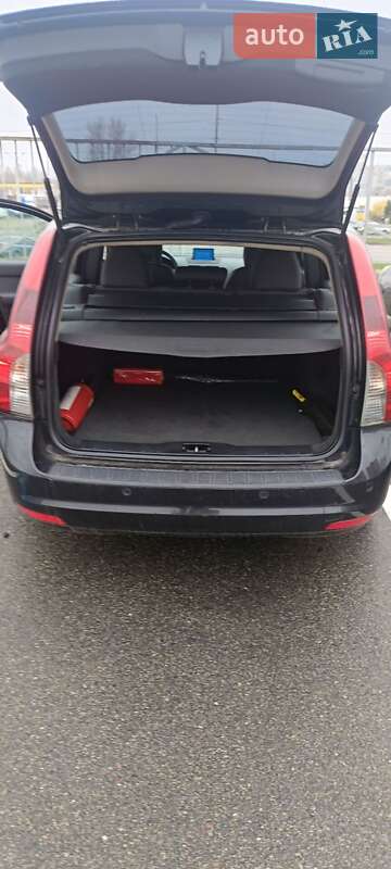 Универсал Volvo V50 2011 в Киеве фото 39 Универсал Volvo V50 2011 в Киеве