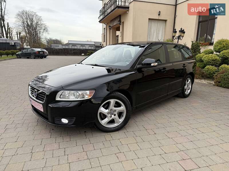 Универсал Volvo V50 2011 в Стрые фото Универсал Volvo V50 2011 в Стрые