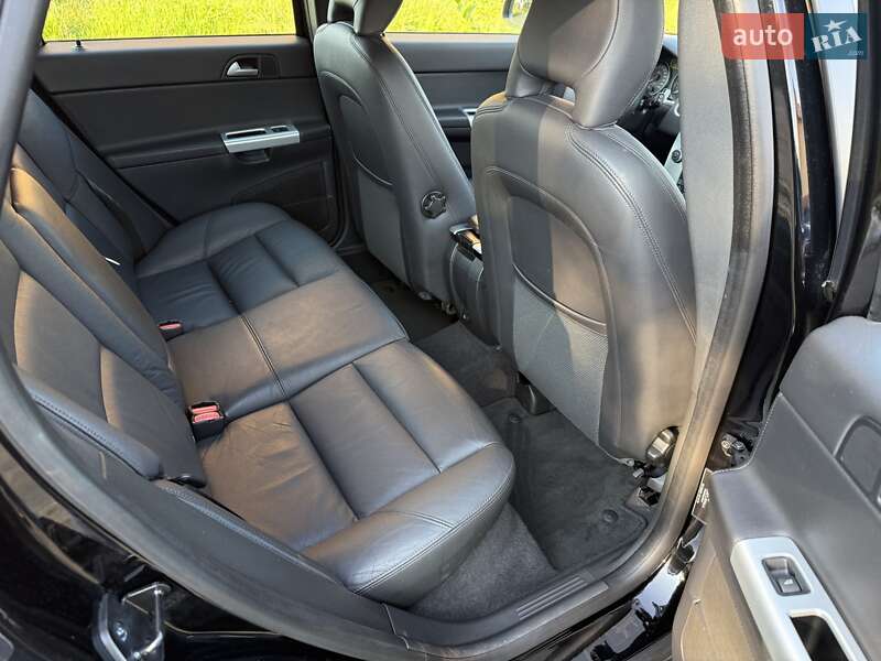 Универсал Volvo V50 2011 в Стрые фото 85 Универсал Volvo V50 2011 в Стрые