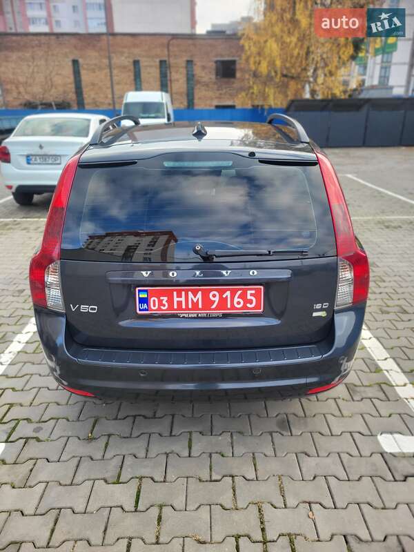 Универсал Volvo V50 2010 в Луцке