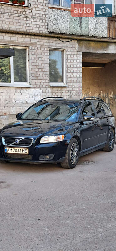 Універсал Volvo V50 2010 в Житомирі фото 3 Універсал Volvo V50 2010 в Житомирі