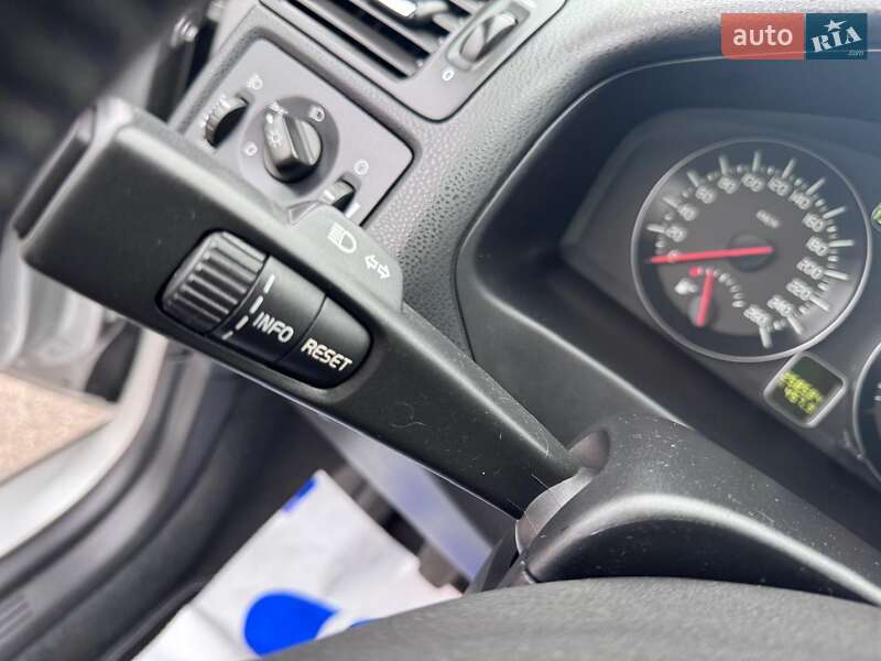 Універсал Volvo V50 2011 в Києві