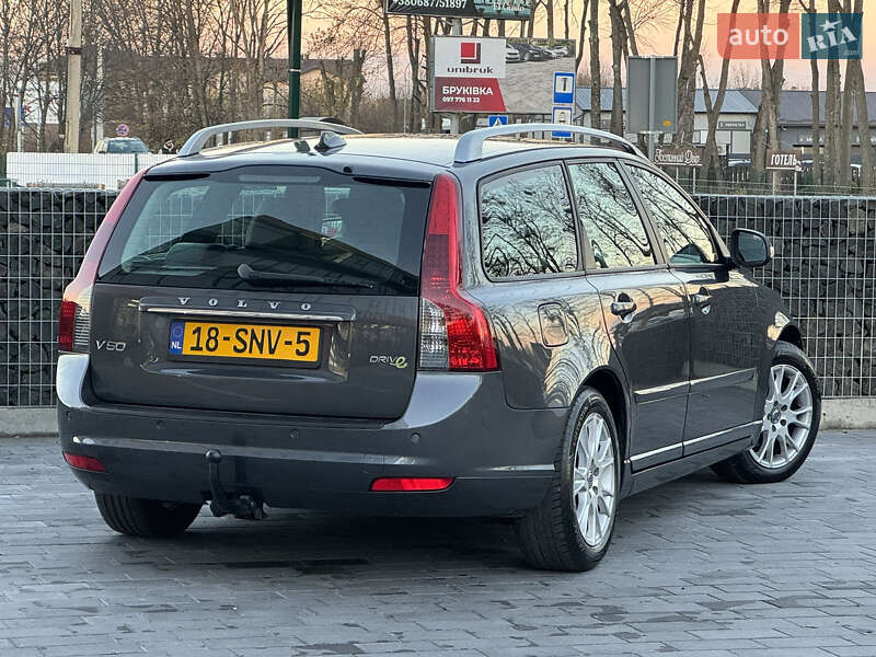 Універсал Volvo V50 2011 в Стрию