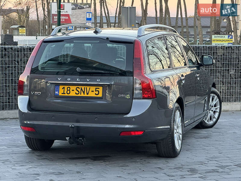 Універсал Volvo V50 2011 в Стрию