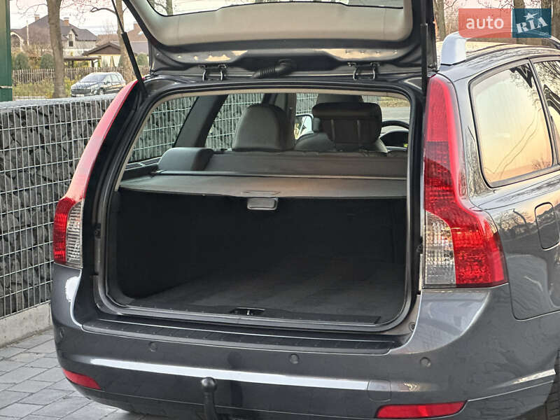 Універсал Volvo V50 2011 в Стрию