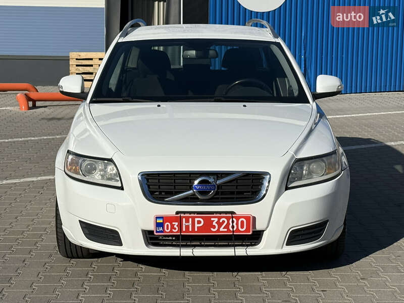 Універсал Volvo V50 2012 в Рівному