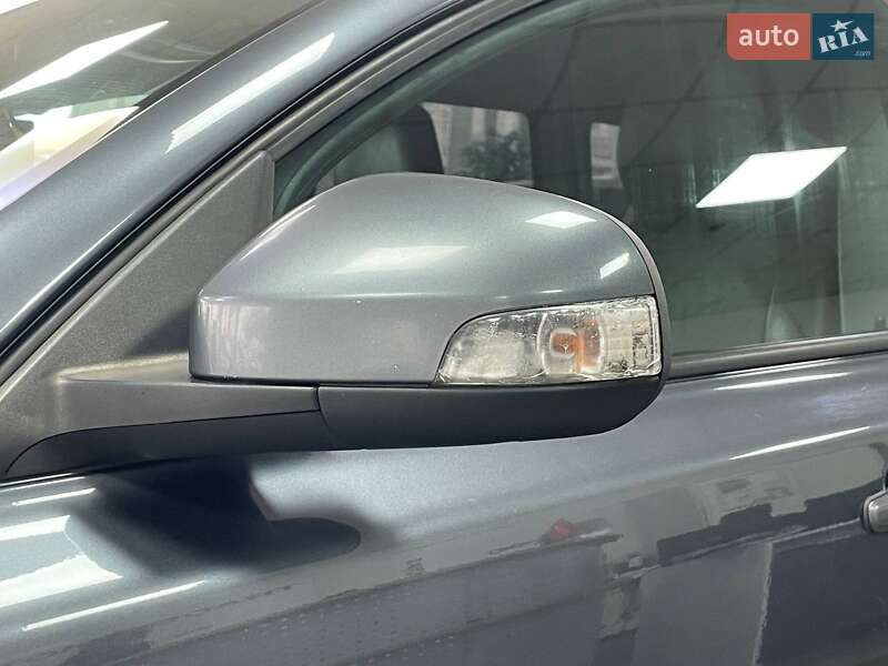 Универсал Volvo V50 2011 в Киеве фото 13 Универсал Volvo V50 2011 в Киеве