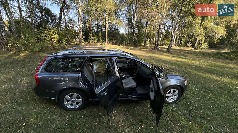 Универсал Volvo V50 2009 в Львове фото 9 Универсал Volvo V50 2009 в Львове