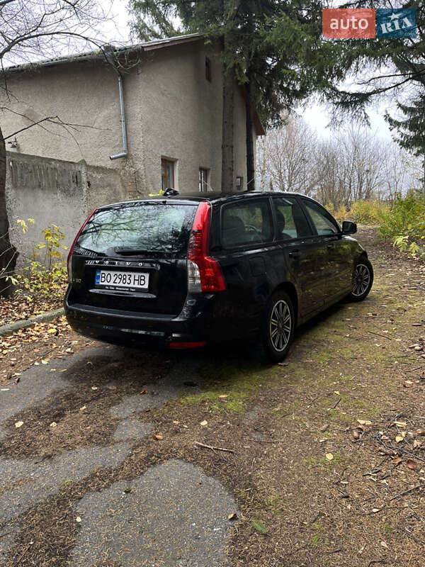 Универсал Volvo V50 2010 в Волочиске фото 4 Универсал Volvo V50 2010 в Волочиске