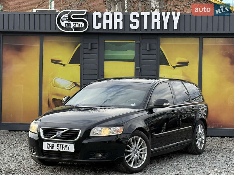 Volvo V50 2009