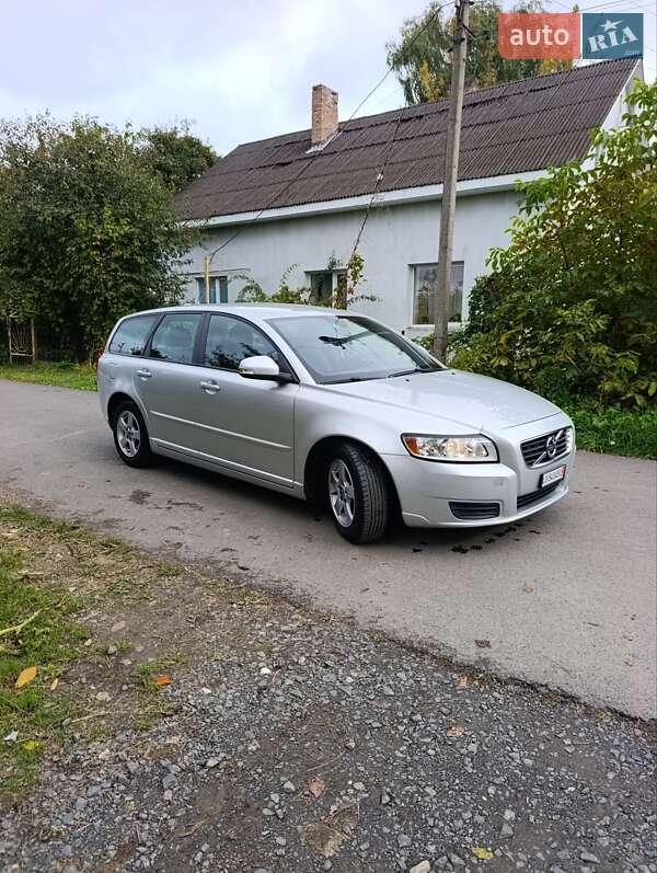 Универсал Volvo V50 2011 в Луцке